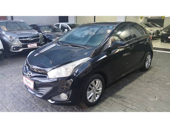 HYUNDAI HB20 1.6 PREMIUM 16V FLEX 4P AUTOMÁTICO HYUNDAI HB20 1.6 PREMIUM 16V FLEX 4P AUTOMÁTICO